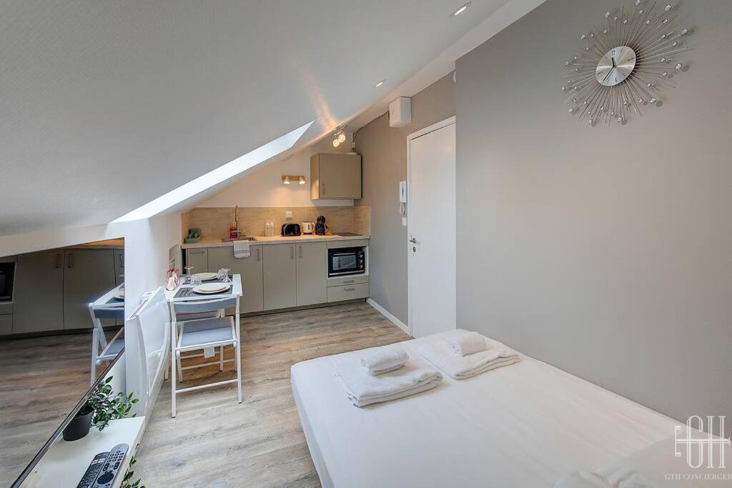 Appartement Sakura - Face Gare à Tours Extérieur photo